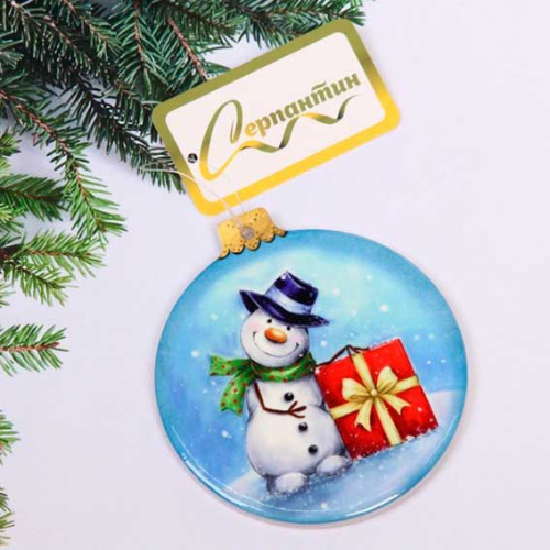 Подставка п/кружку "Шар. Снеговик с подарком" 889-0339 10*11см,керам.