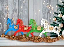 Набор ёлочных игрушек Символ года 2026 "Лошадки-качалки" (4шт.) ЛиН33-02-0000 мдф,9*2,5*8см