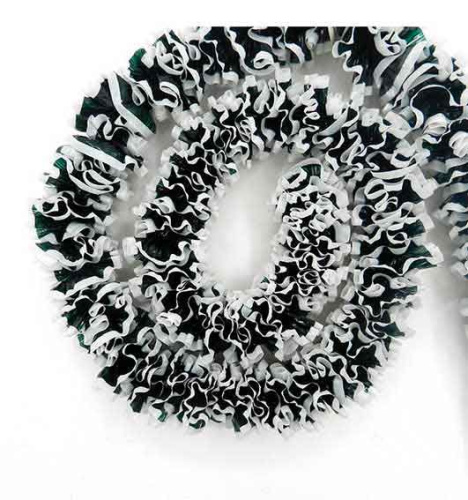 Мишура №30 зелёно-белый Мишура №30 зелёно-белый