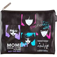 Папка д/тетрадей А5 deVENTE "Label. Anime Style" 8053524 антиванд.кож.зам.,на молн.