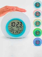Часы-будильник электронные АЛЕФ "Color dream" 79P-212 белый,8,5*8,5*8см